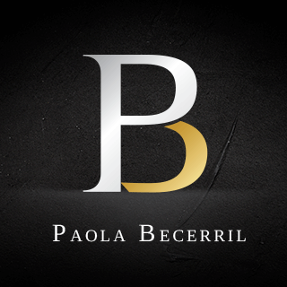 Se ve el logotipo final de Paola Becerril